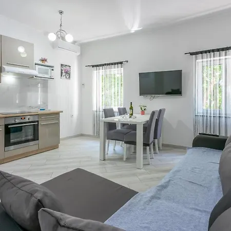 Danijel Novi Vinodolski